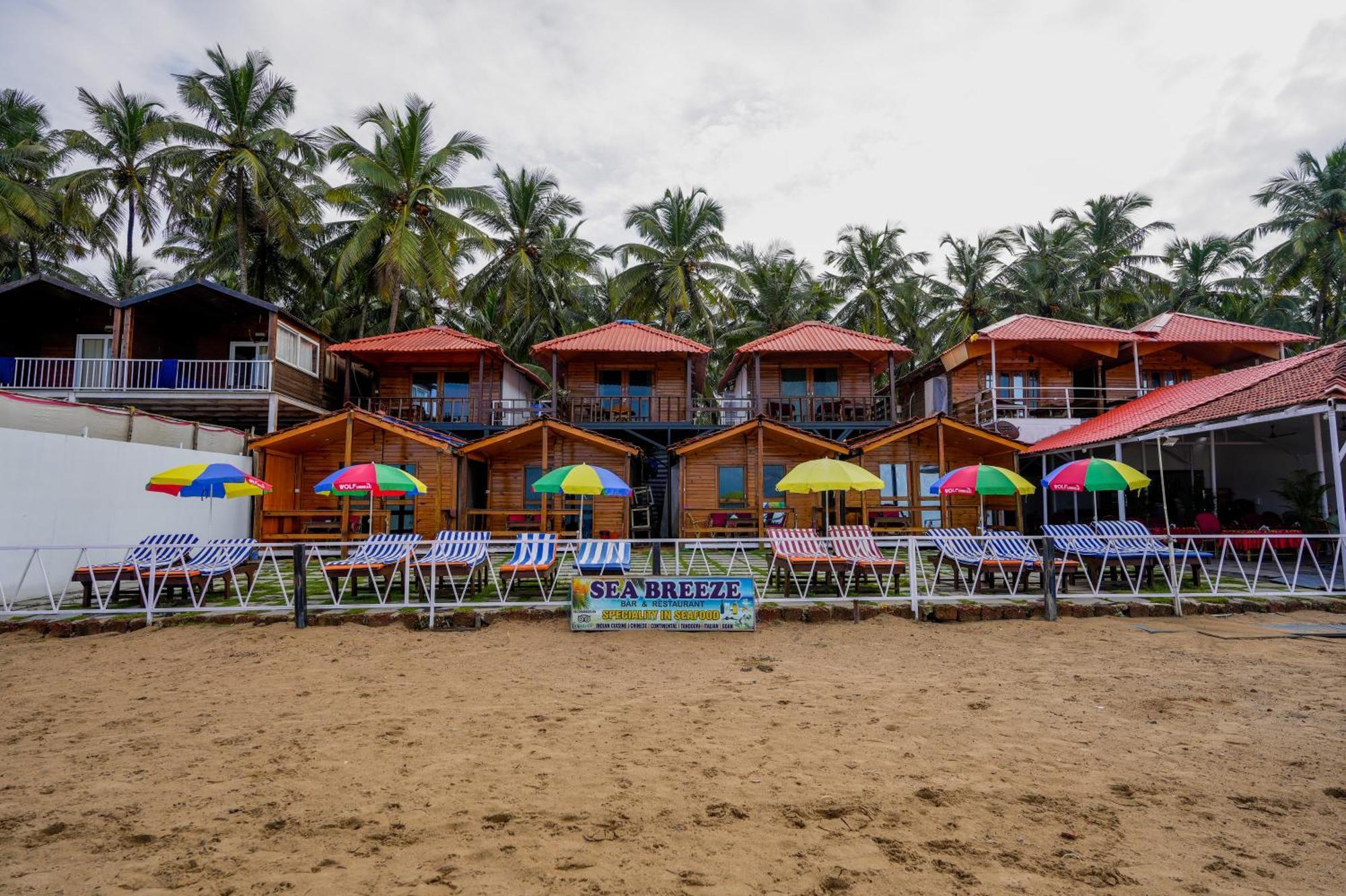 אגונדה Om Sai Beach Resort מראה חיצוני תמונה